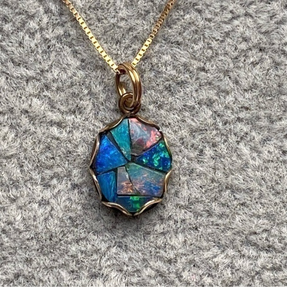 Zales 14k Yellow Gold Australian Black Opal Mosaic Pendant Chain Necklac…